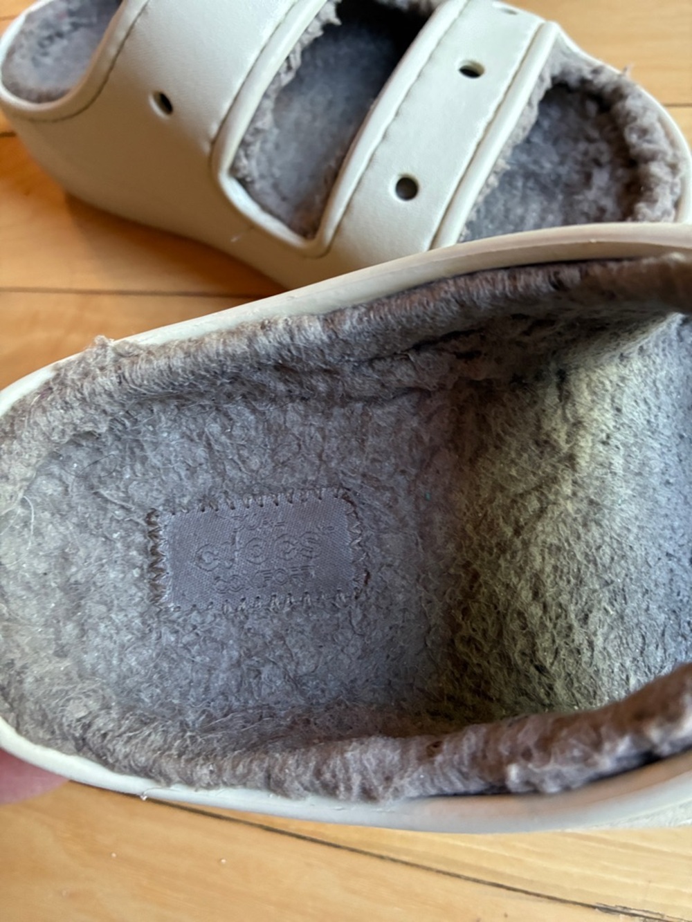 Crocs - Picture 9 of 9